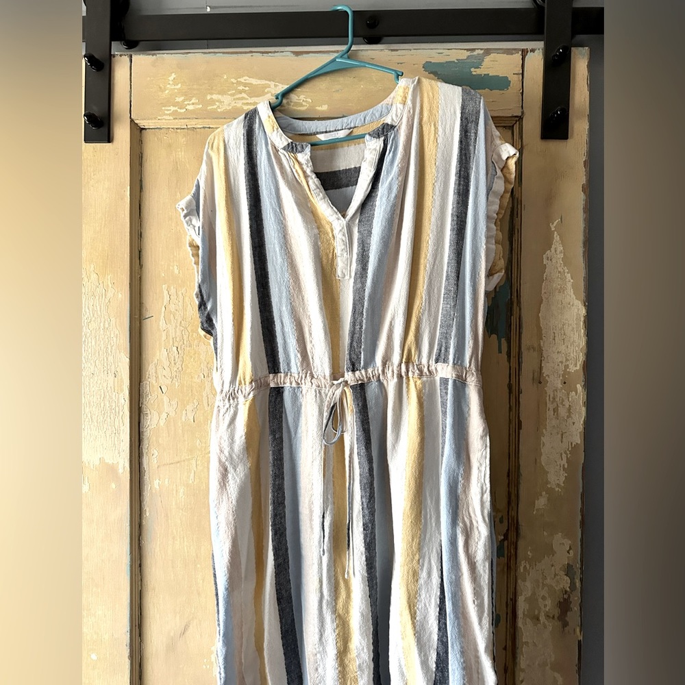 *SOLD* ☀️Time & tru striped dress☀️